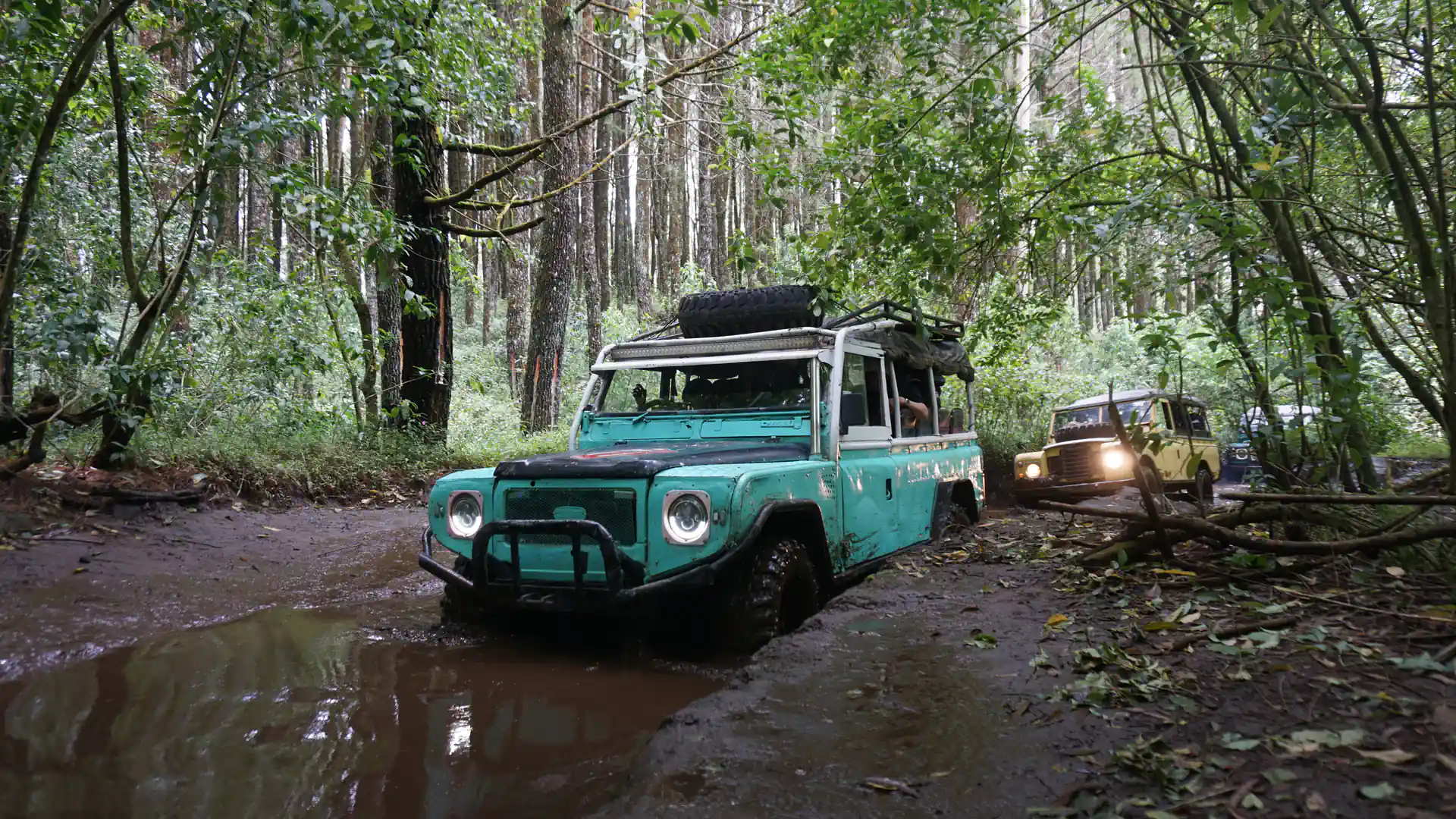 Rafting dan offroad outbound