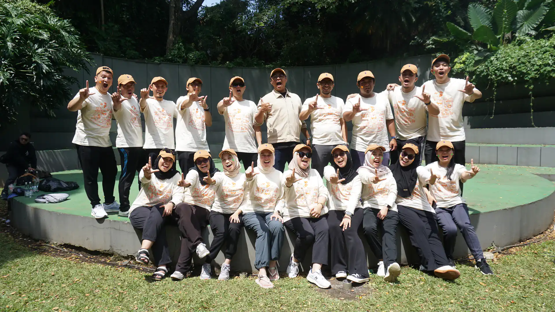 Rafting dan zip line outbound