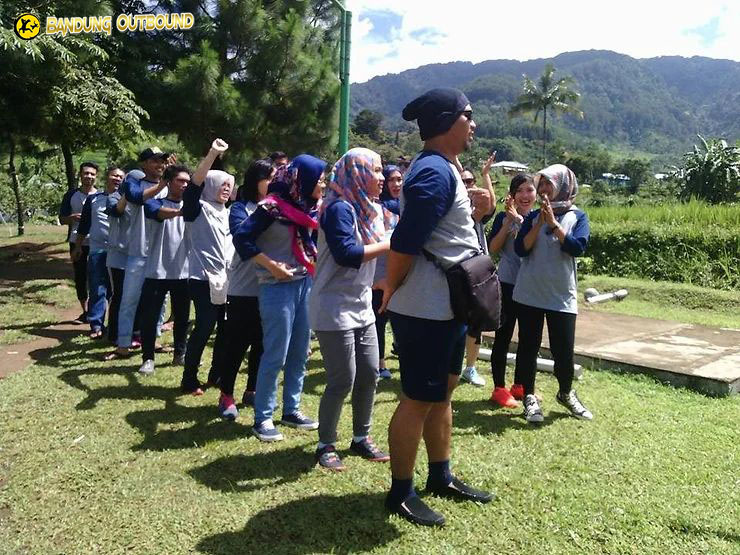 permainan outound untuk karyawan ice breaking